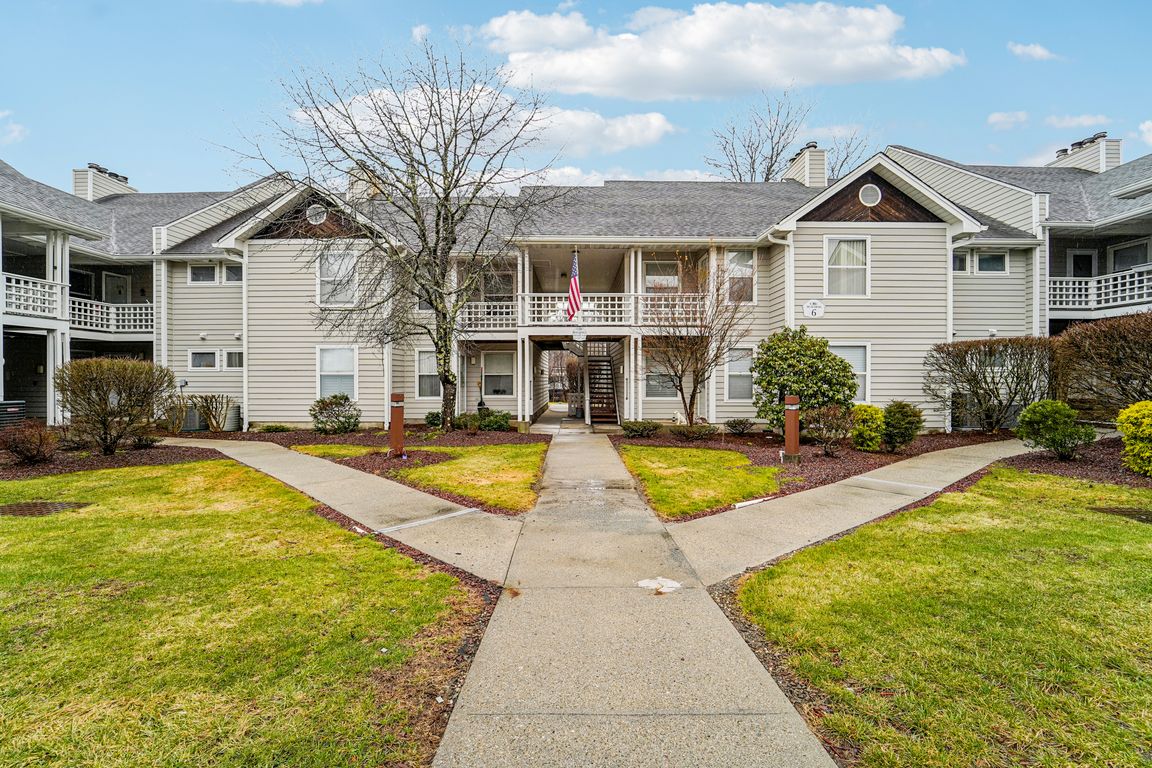 Arlin Rd-S2403-001.jpg