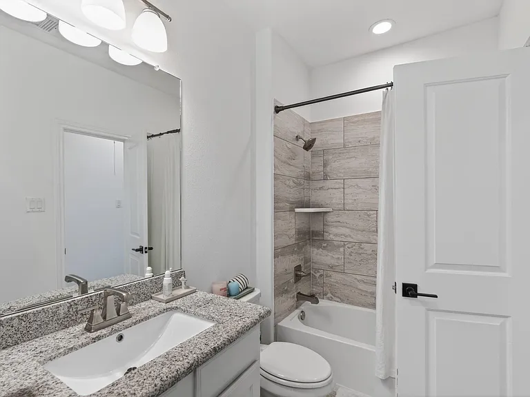 79 Blue Norther Dr — Photo 36
