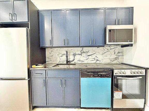 5th image of 131 Meserole St #4L