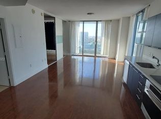 90 SW 3rd St APT 2705, Miami, FL 33130