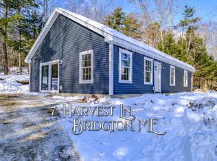 7 Harvest Ln, Bridgton, ME 04009