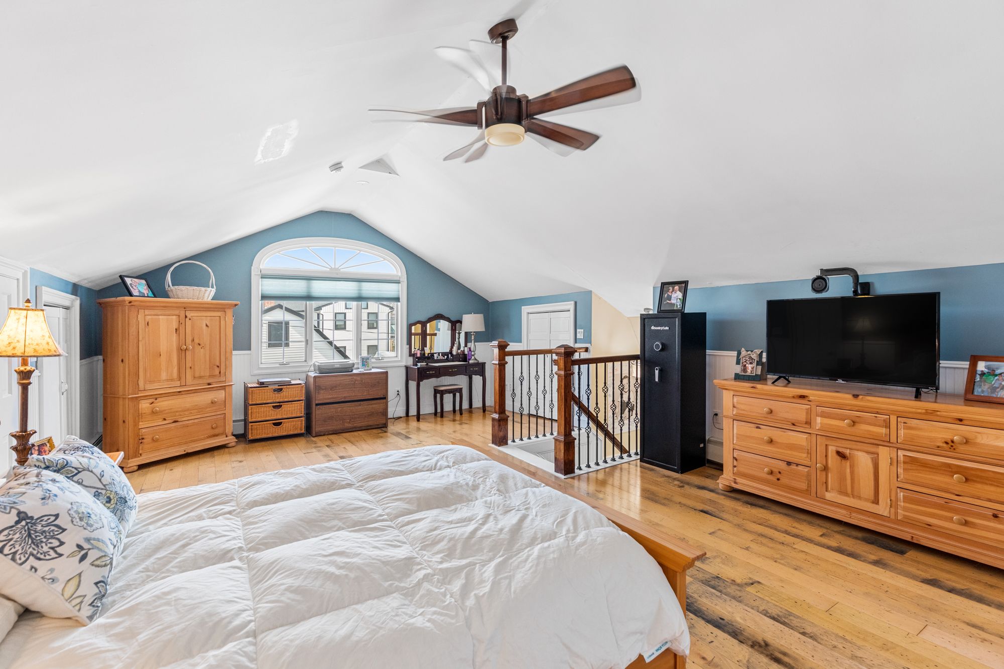 16 Red Bridge Rd, Center Moriches, NY 11934 Out East