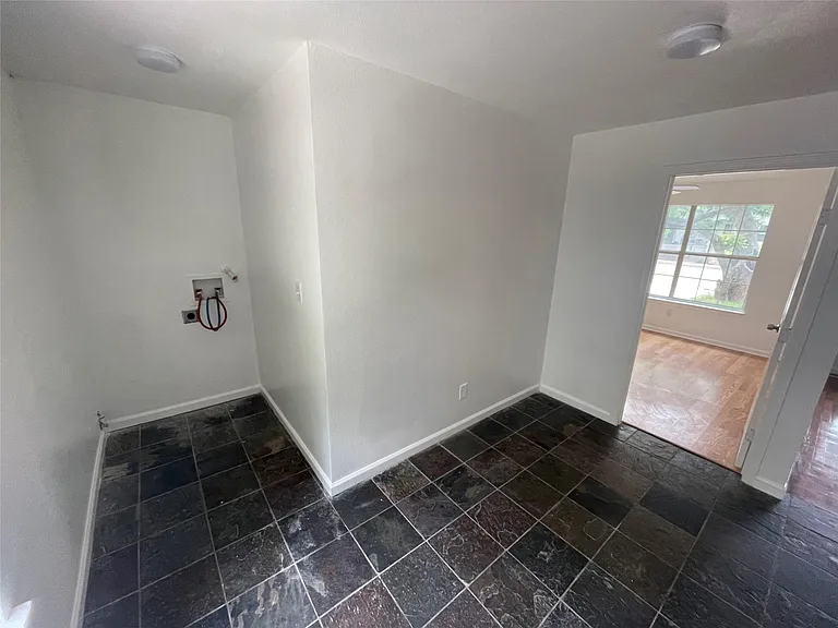2808 Lyons Rd #A — Photo 7