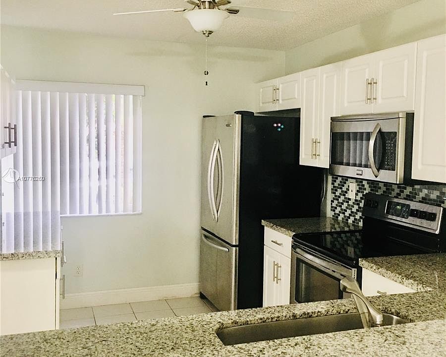 1st image of 857 NW 208th Dr