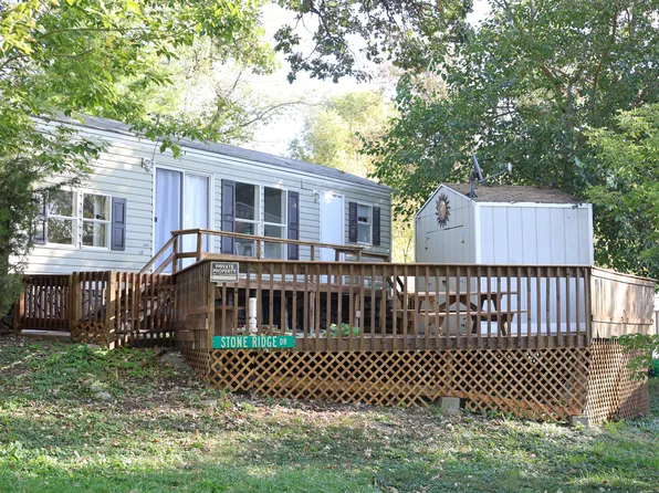 62 Beacon Bay, Lakemoor, IL 60051