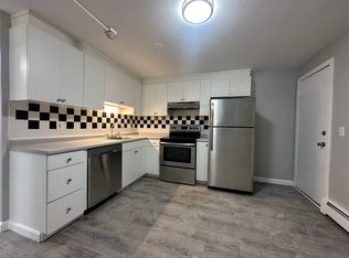 11 Allen Ave APT 3, North Providence, RI 02911