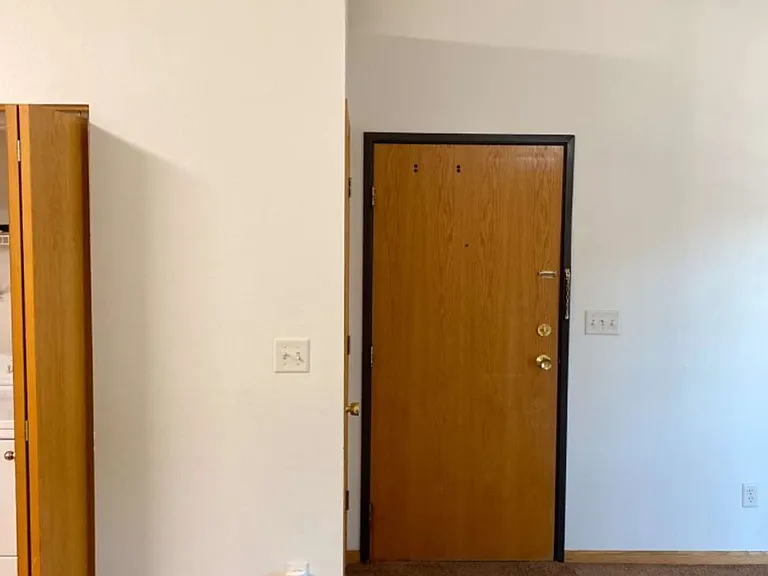 2264 Holiday Rd #211 — Photo 6