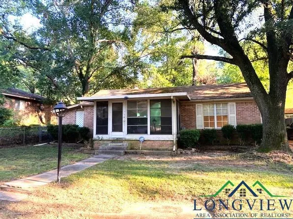 409 Jeanette Ave, Gladewater, TX 75647