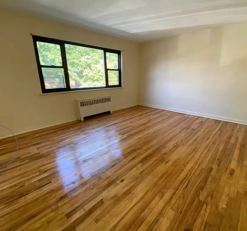150 Smith St, Freeport, NY 11520 | Zillow