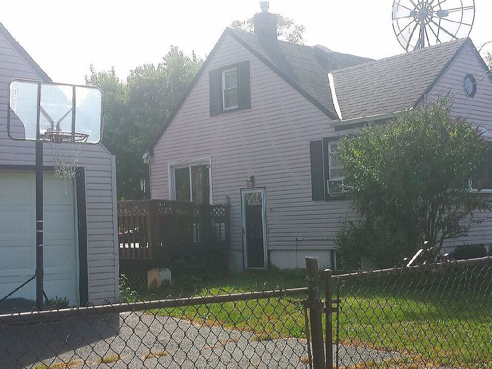 Detached Garage