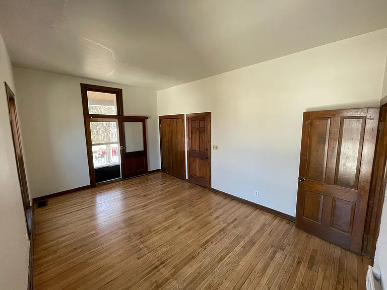 28 S 21st St #4 — Photo 3
