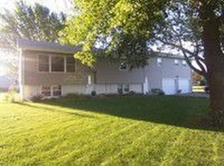 117 Highway 75, Salix, IA 51052