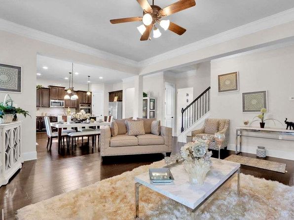 15 Granville Ln, Covington, GA 30016