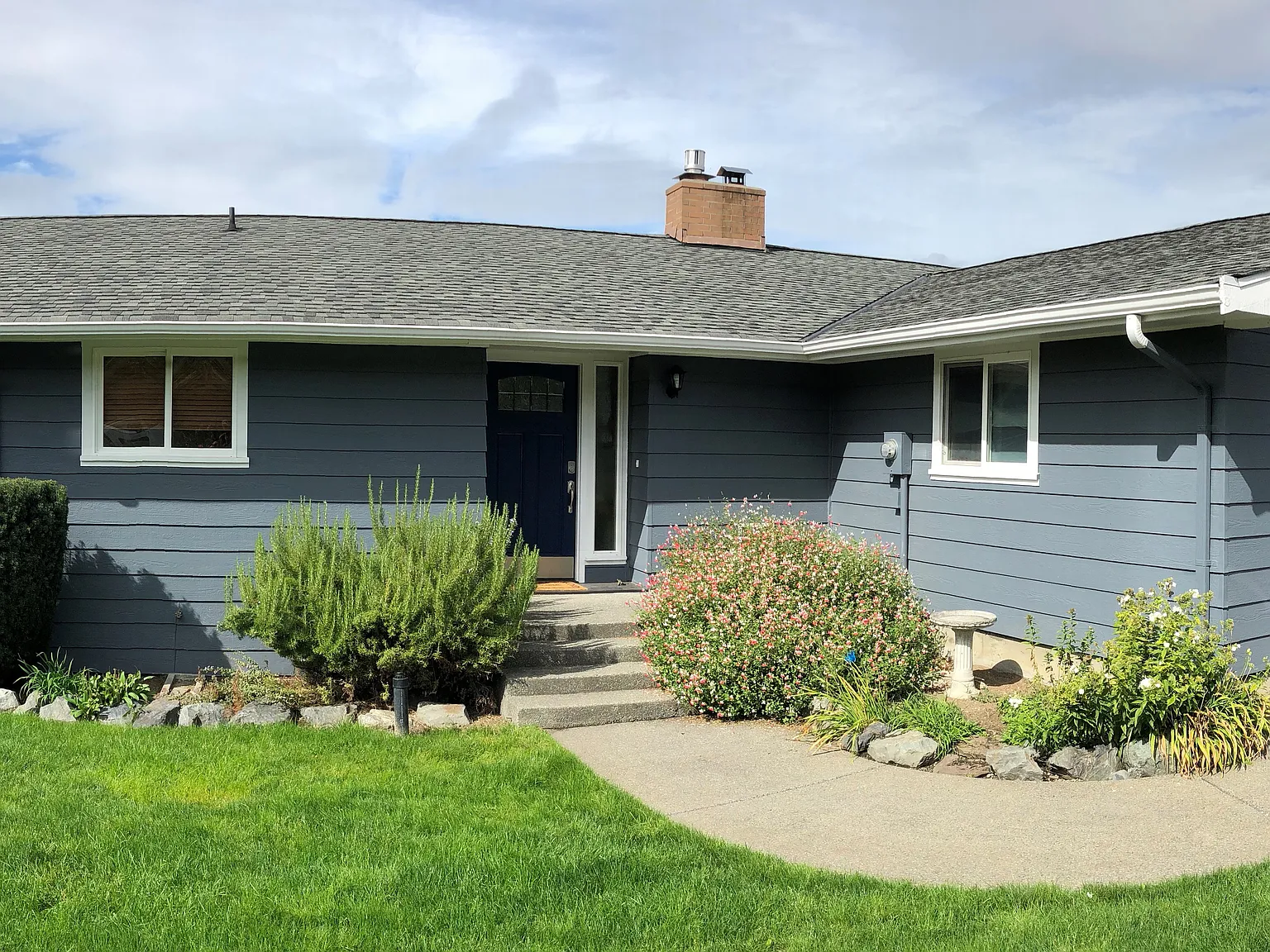 3 bed, 1950 sqft, $3,350 — Photo 4