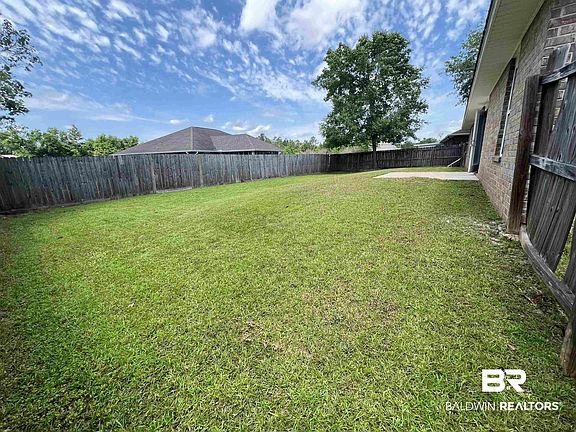 3rd image of 15359 N Hearthstone Dr