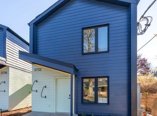 3732 SE Harvey St #2, Portland, OR 97222