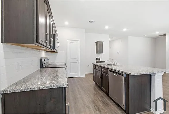 1328 Broaddus Rd — Photo 3