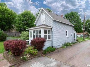 114 E 29th St, Davenport, IA 52803