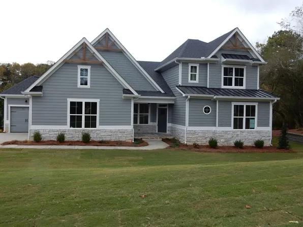 408 Sweetgrass Dr, Demorest, GA 30535