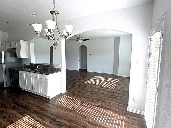 3rd image of 1549 Portofino Dr