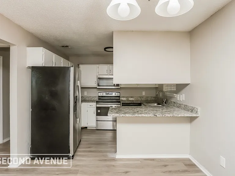 1340 Cy Blackburn Cir — Photo 11
