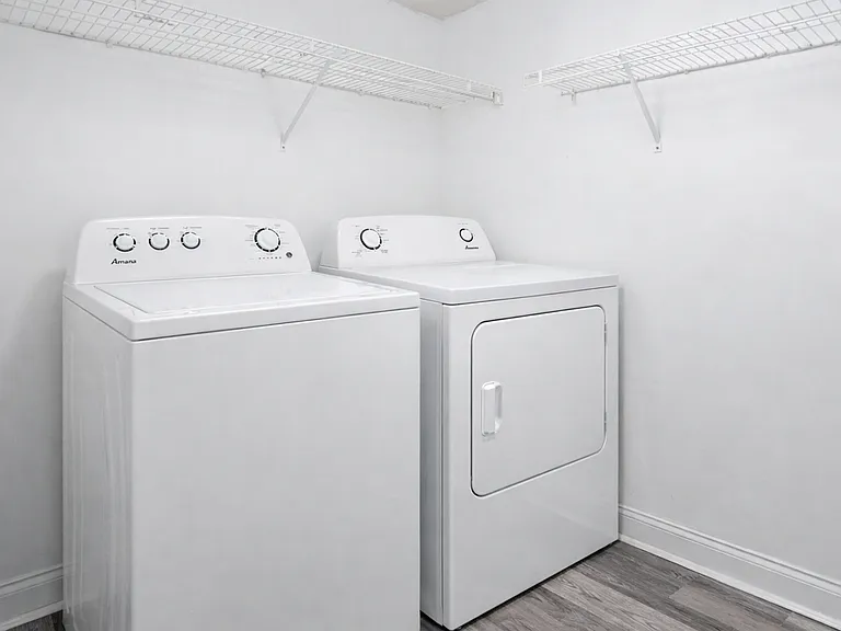 2110 Hamilton Pl N — Photo 12