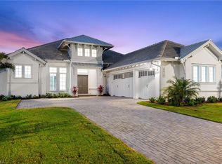 8817 Paradera Ct, Naples, FL 34112