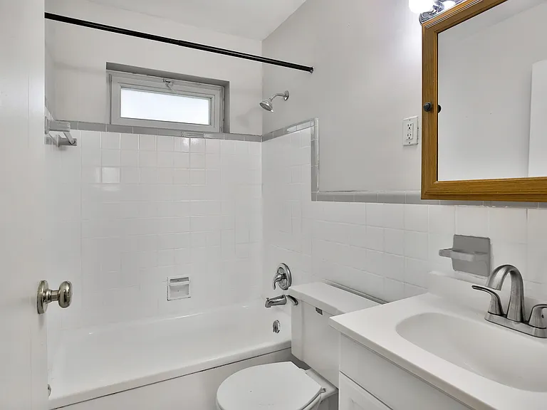 137 E Lockwood Ave #2-B — Photo 13