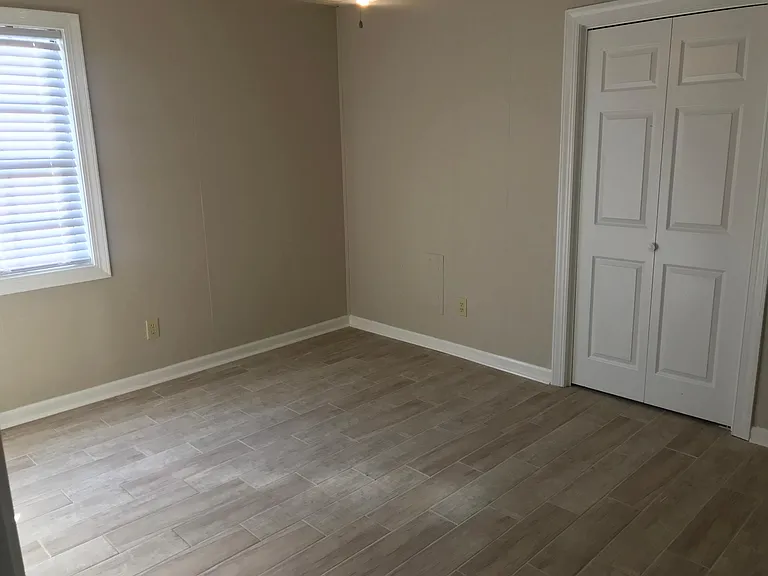 131 Radford Cir — Photo 8
