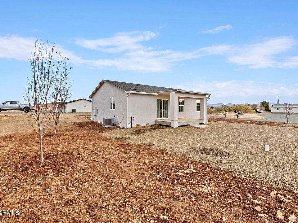 1st image of 20025 E SAGUARO Drive