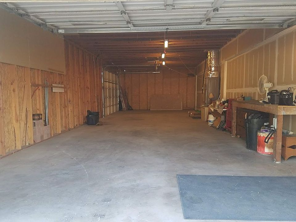 1st image of 3225 Coleman St
