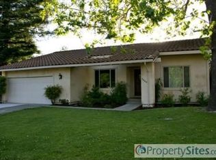 7064 Riverside Blvd, Sacramento, CA 95831