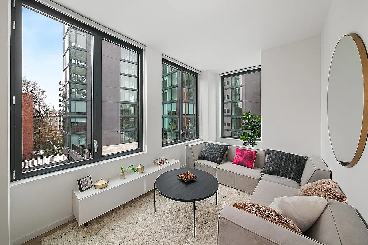 12 Halsey Street — Photo 1