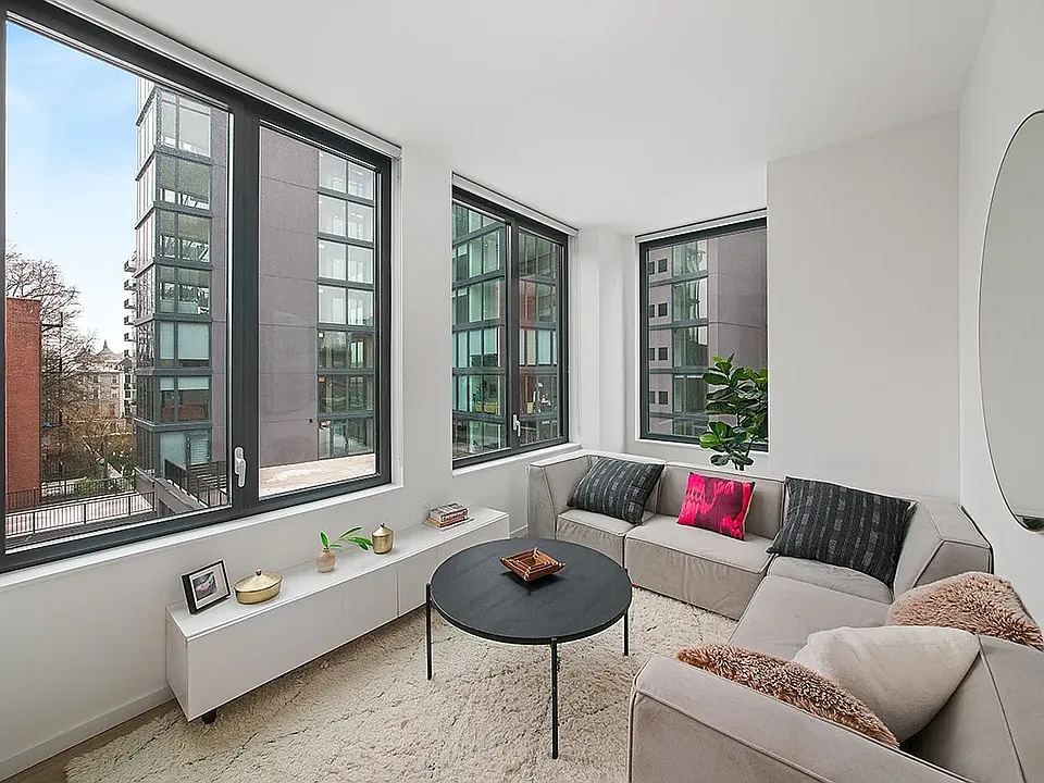 12 Halsey St #Penthouse 201