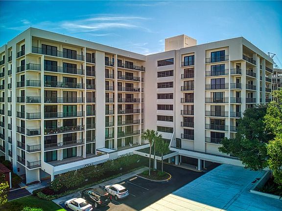 2nd image of 150 Belleview Blvd APT 205