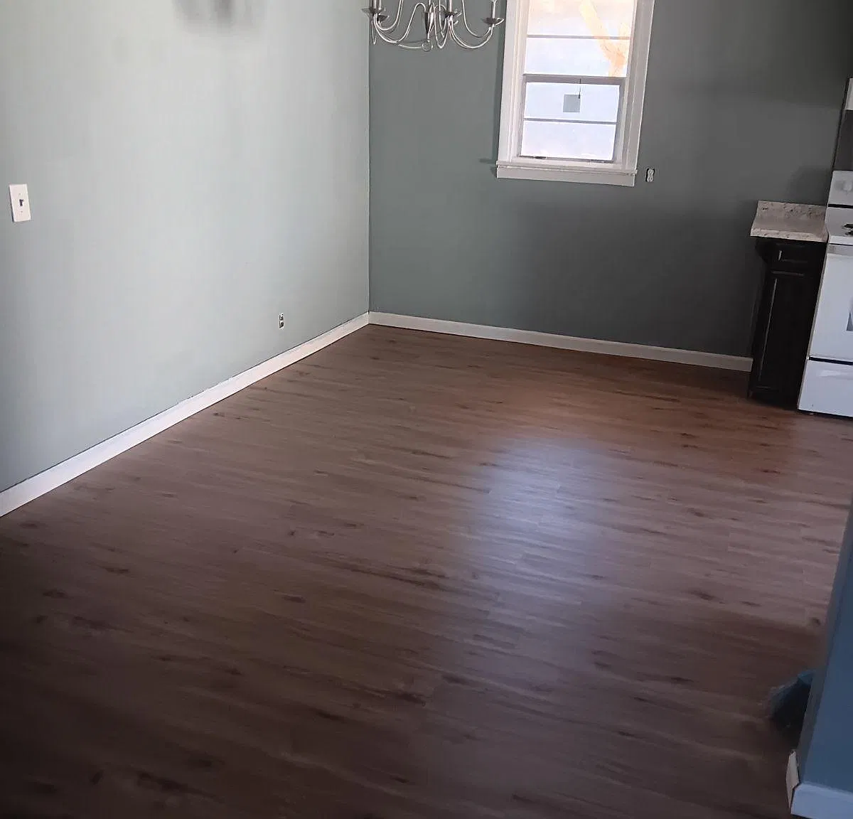 3 bed, 1040 sqft, $950 — Photo 4