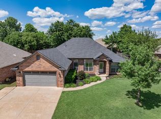 1711 Lake Shadows Ct, Edmond, OK 73012