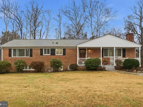 5955 Edgewood Ln, Alexandria, VA 22310