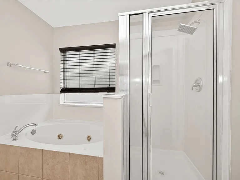 127 Monterrey Rd W — Photo 31