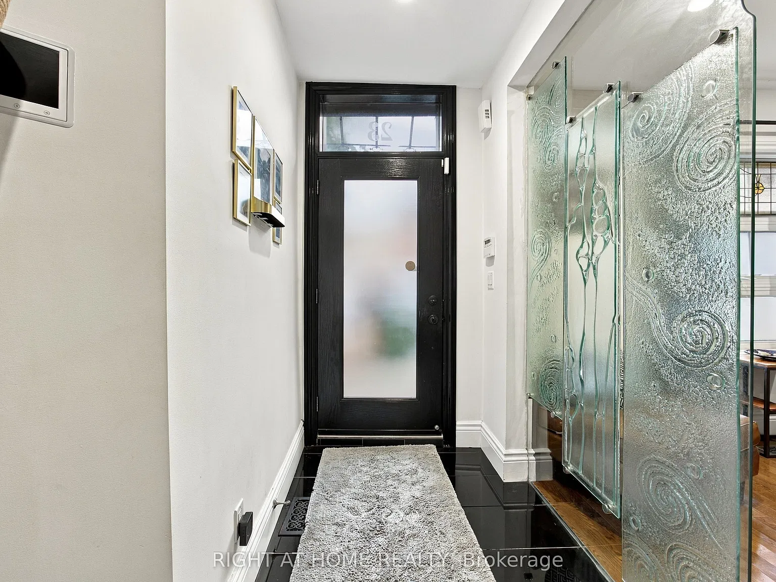 3 bed, $6,450 — Photo 4