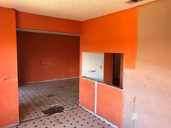 Dining into living, passthrough to kitchen