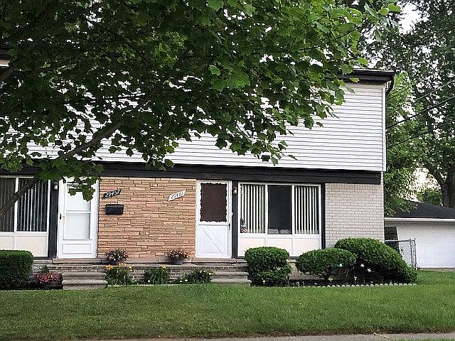 1st image of 29461 Westfield St