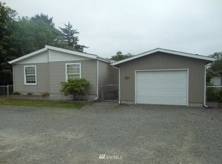 321 Sid Snyder Dr, Long Beach, WA