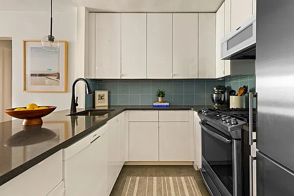 Kitchen, photo 1