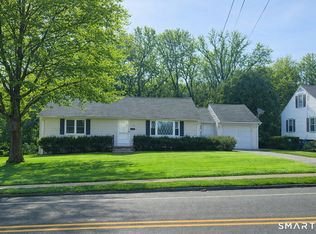 2916 East Main Street, Waterbury, CT 06705