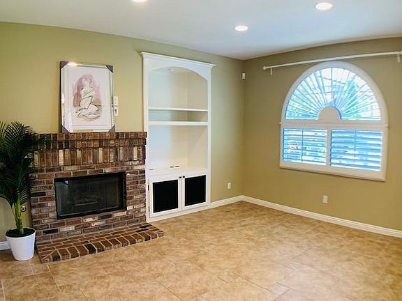 4th image of 8000 Katherine Claire Ln
