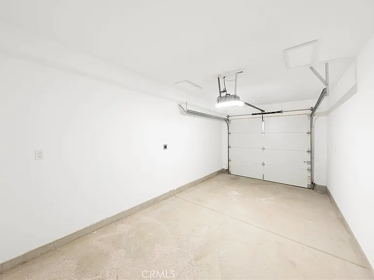 515 Jasmine Ave — Photo 30