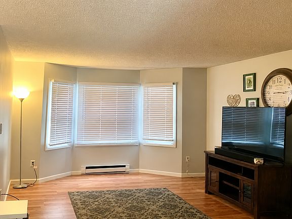 3rd image of 1703 Copperville Rd