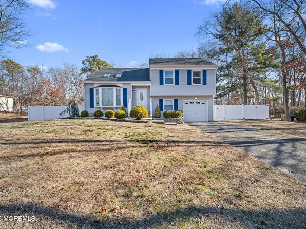 12 6th Street, Barnegat, NJ 08005