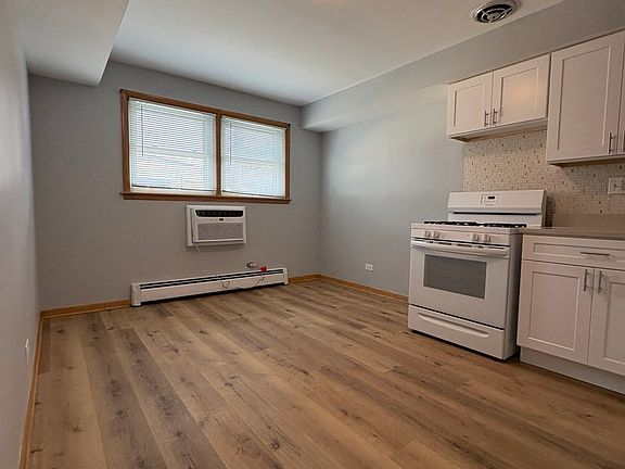 4th image of 4934 Harold Ave APT 1D